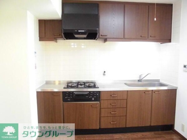 ノブ・ナカハラの物件内観写真